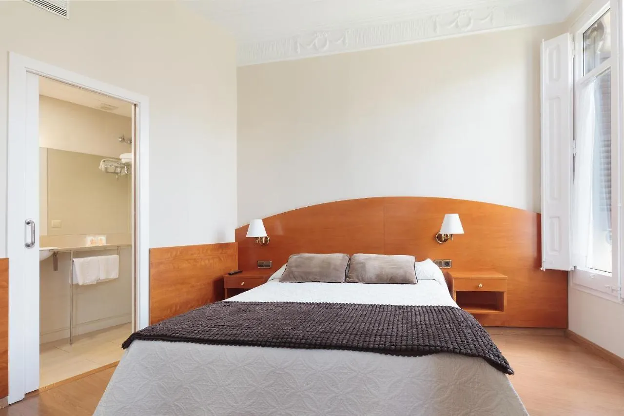 Hostal Oliva Barcelona 0*,