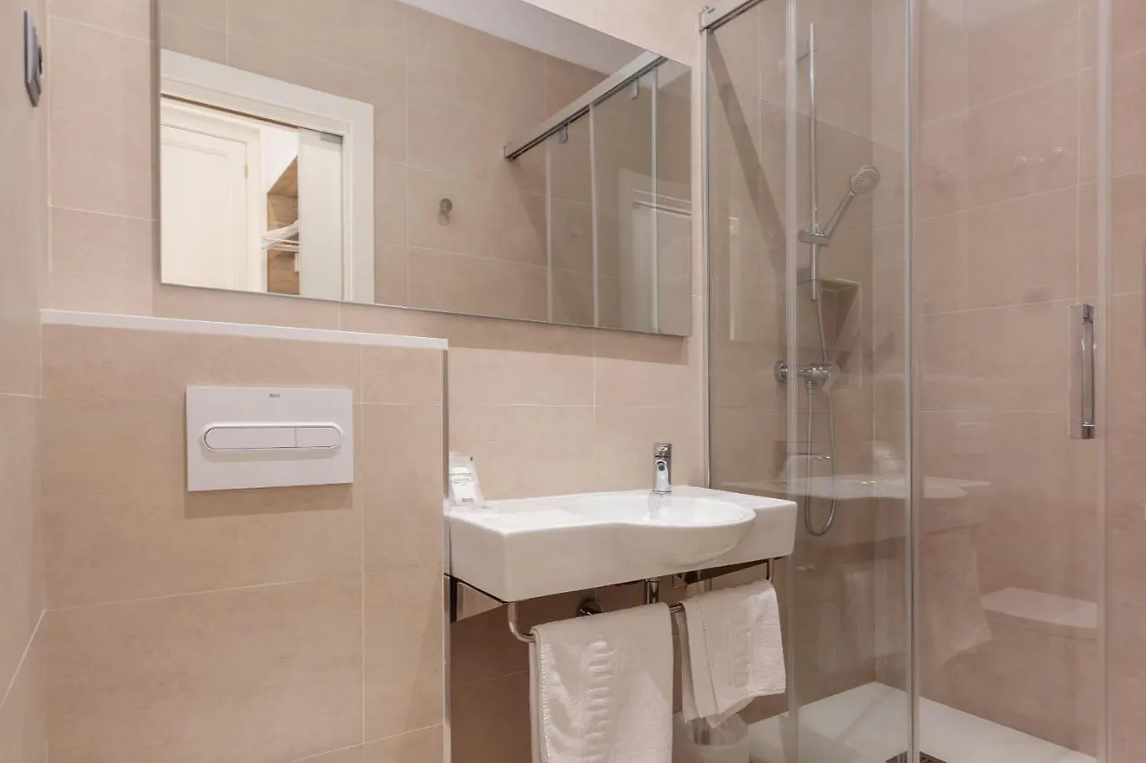Hostal Oliva Barcelona