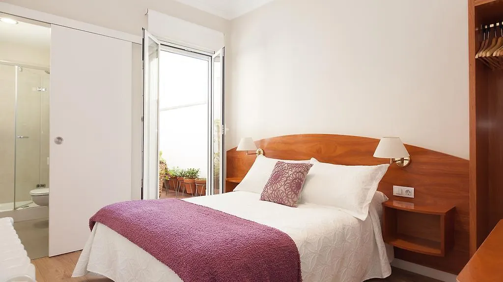 Hostal Oliva Barcelona