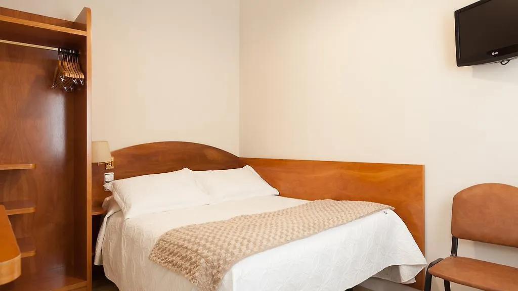 Hostal Oliva Barcelona